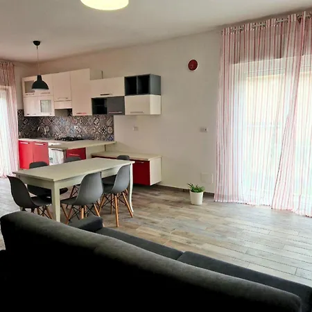 La Dimora Del Mare - Wi-fi, Parcheggio, Pet Friendly Apartamento *